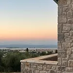 Orraon Luxury - Exclusive Retreat With Panoramic Views And Infinity Pool Villa Lefkada City
