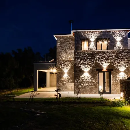 Villa Orraon Luxury - Exclusive Retreat With Panoramic Views And Infinity Pool Lefkáda