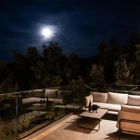 Villa Orraon Luxury - Exclusive Retreat With Panoramic Views And Infinity Pool