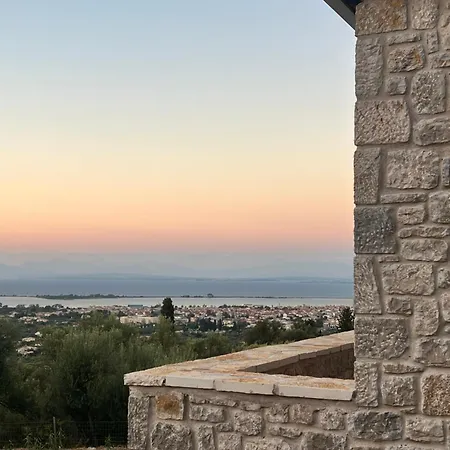 Orraon Luxury - Exclusive Retreat With Panoramic Views And Infinity Pool Villa Lefkáda