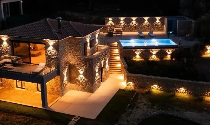 Orraon Luxury - Exclusive Retreat With Panoramic Views And Infinity Pool
