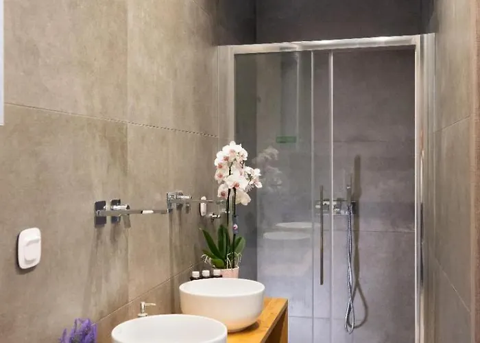 Orraon Luxury - Exclusive Retreat With Panoramic Views And Infinity Pool Вилла Лефкада